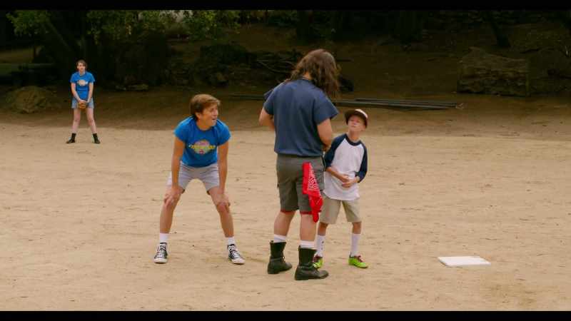 Go. - Dude, who the hell are you?