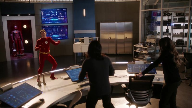 Go, Flash! Go, Flash!