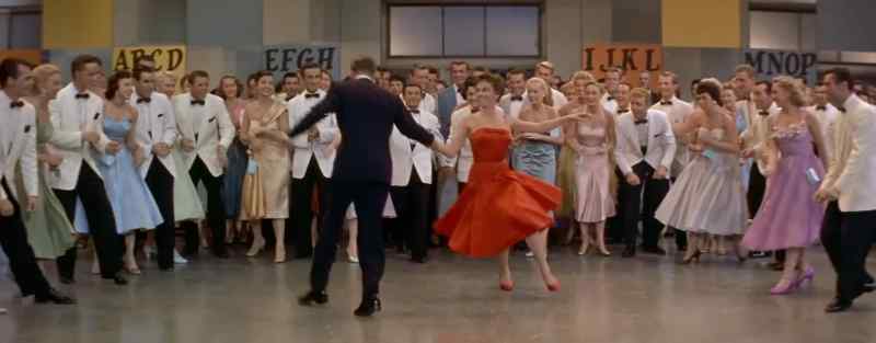 Go, Julie! - Yeah!