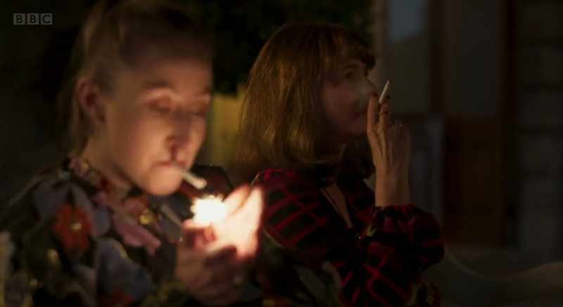 God, I loathe the fact that smoking has become so uncool. Mm