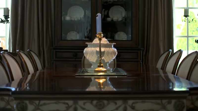 Golter: HE BUILT THIS BEAUTIFUL, BEAUTIFUL HOUSE