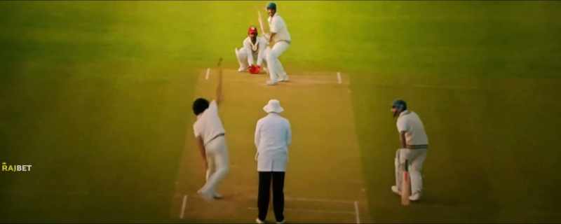 Gomes coming into bowl. Kapil hits it for a quick single