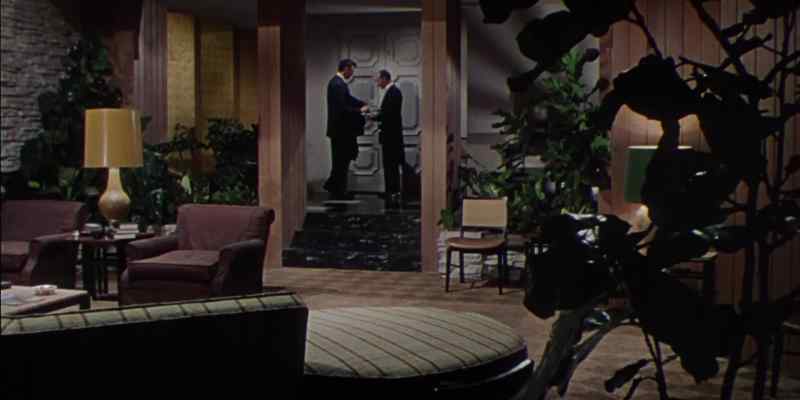 Good evening, Doctor. - Good evening, Williams
