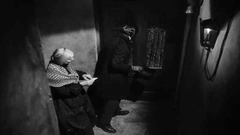 Good evening, Mrs Jenkins. - Good evening, Mr Thuau