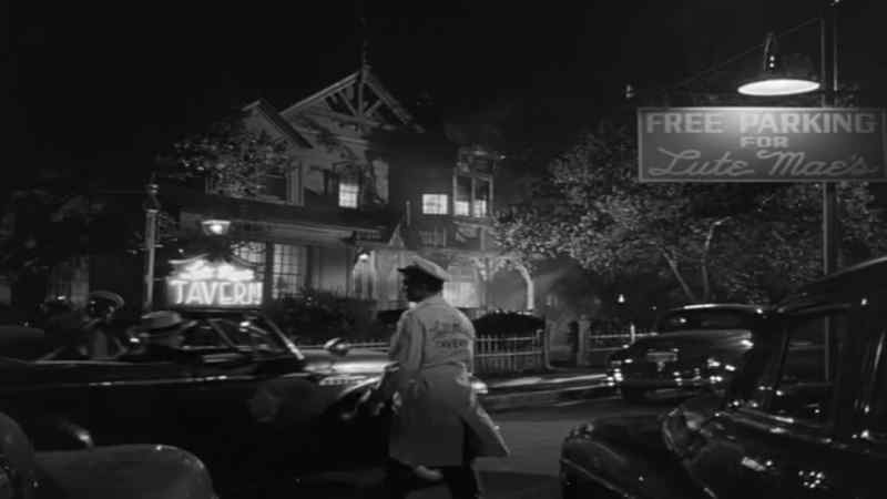 Good evening, Sheriff Semple, sir. - Evening, Wade