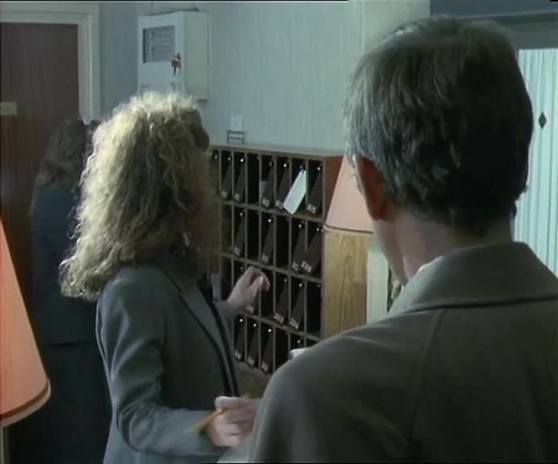 Good evening, sir. - Good eve... Room 1 1 6, please