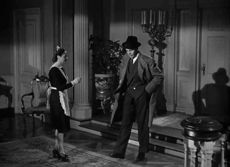 Good evening, sir. - Good evening, Elsie