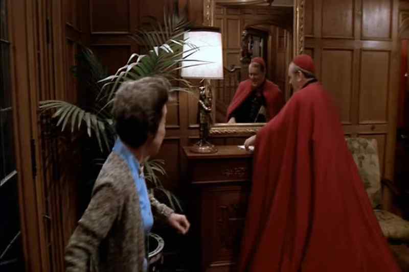 Good evening, Your Excellency. - Good evening, Mrs. Russel