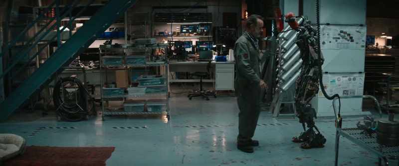 Good. Good. Stop. Stop. -One, two. One, two