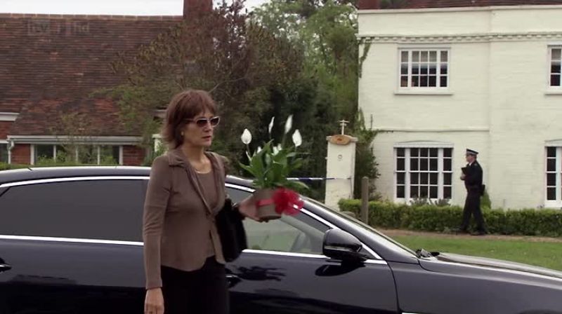 Good heavens, is that Diana Davenport?
