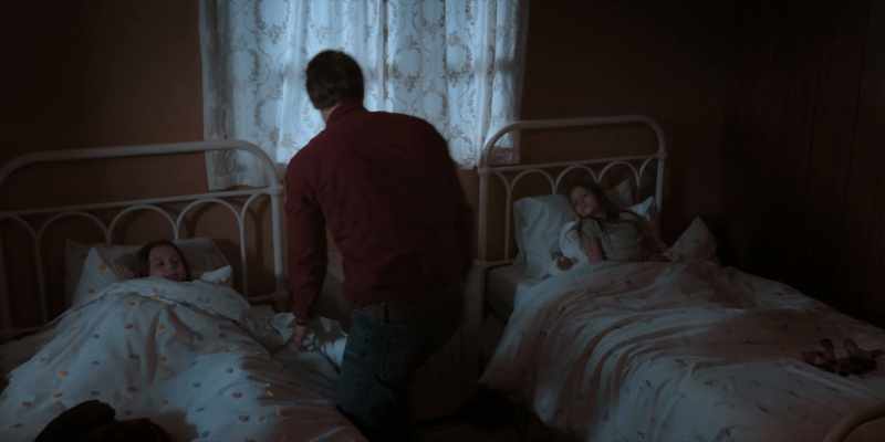 Good night, Daddy. Night-night