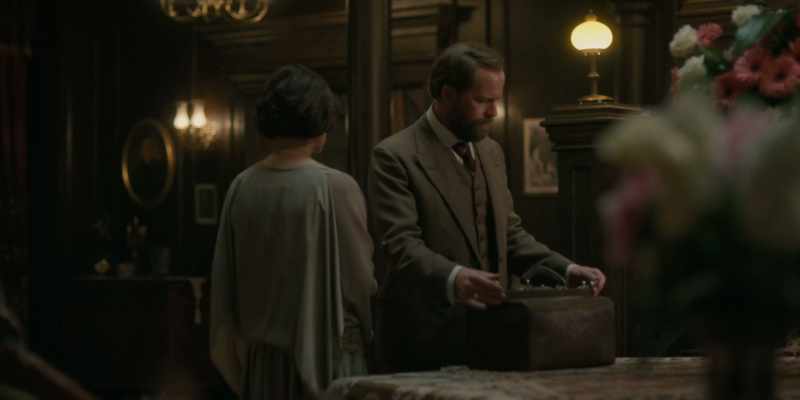 Good night, mrs. Foxworth. - Good night