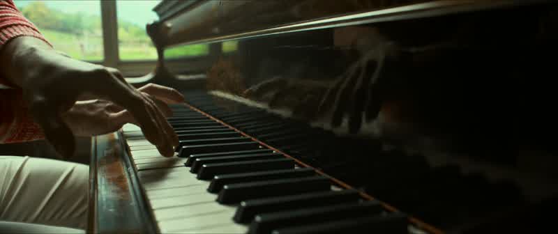 �� Goodbye, everybody ♪ I've got to go ♪ Gotta leave you all behind and face the truth ♪ Mama Ooh, ooh, ooh, ooh ♪ I don't wanna die ♪ I sometimes wish I'd never been born at all ♪