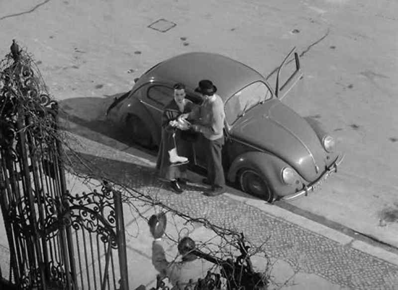 Goodbye, Miss Mallison. - Oh, do you know Mr. Ivo Kern?