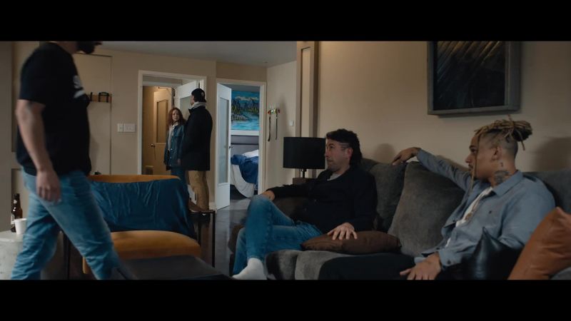Goody, you got a dip? - Settle down