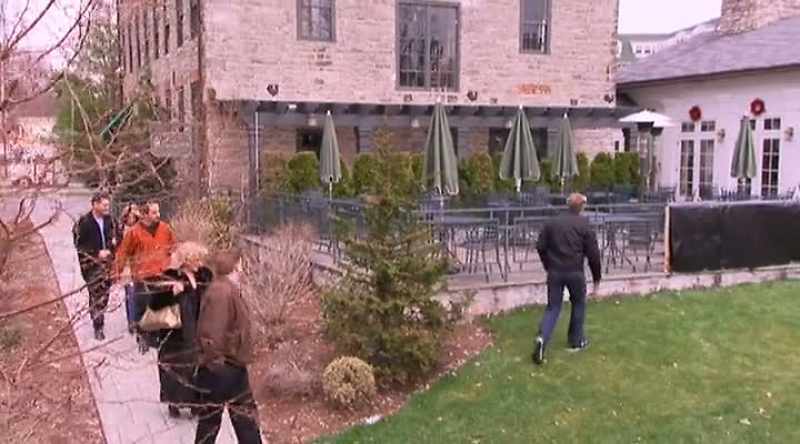 GORDON SECRETLY HAS BROUGHT IN HIS DESIGN TEAM
