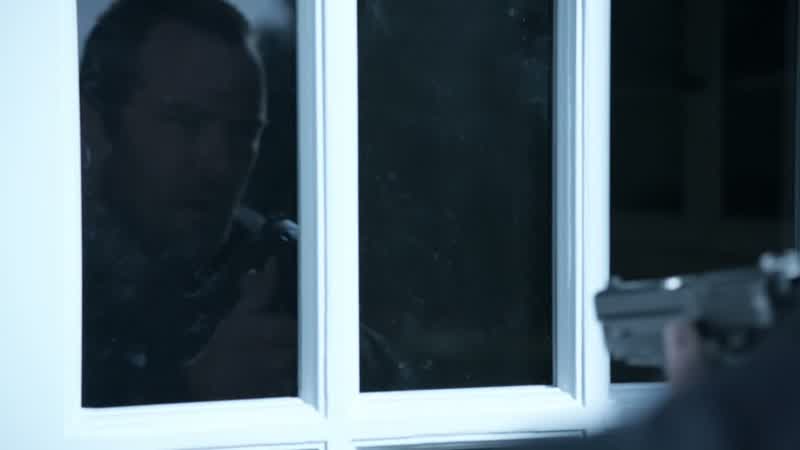 Got eyes on the suspect's wife