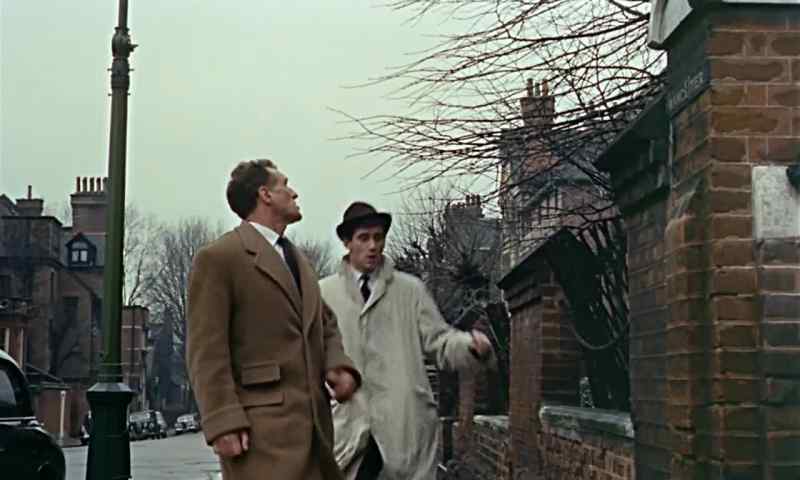 Got the men all right? - Yes, sir