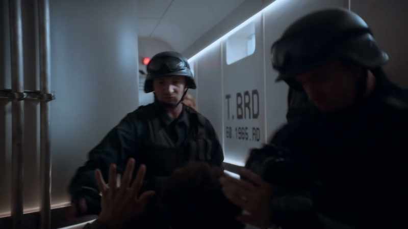 Grab him! - All right, all right, all right!