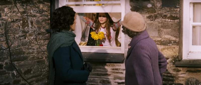 Grace can you come and look at the pie Of course dear
