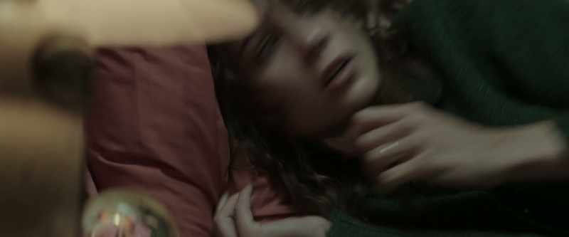 Grace: [whispering] Find me. - [gasps]