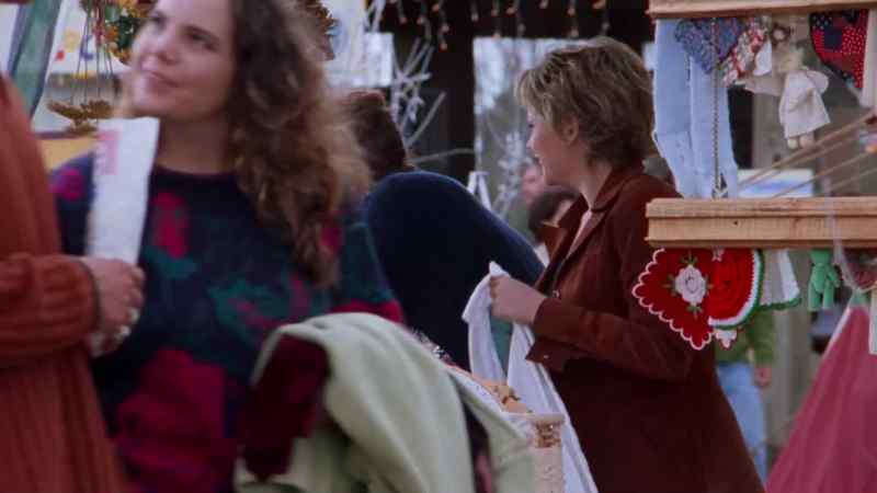 Grams, Grams, don't look now