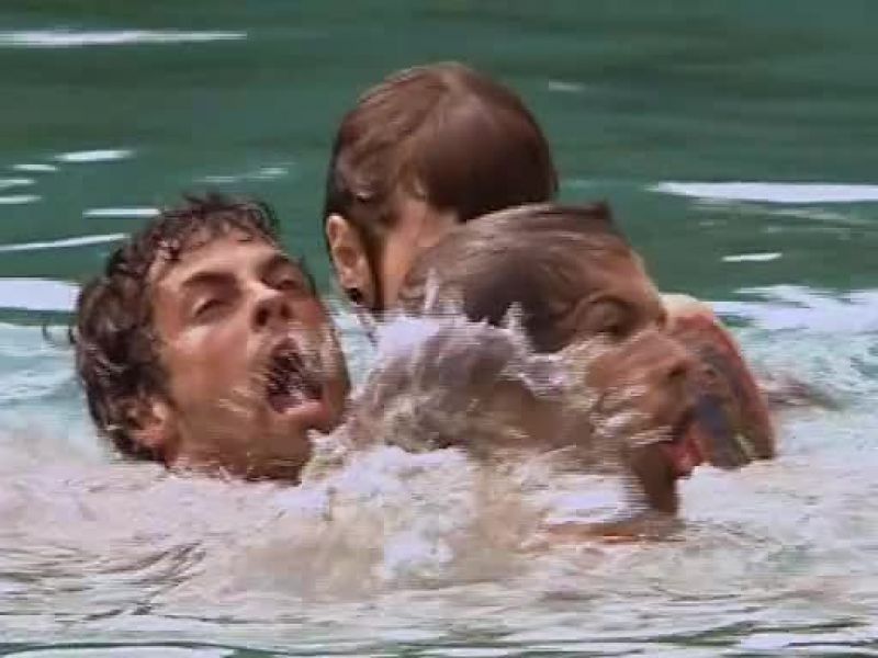 Gregg sinking Bobby Jon. This is the most physical he was!