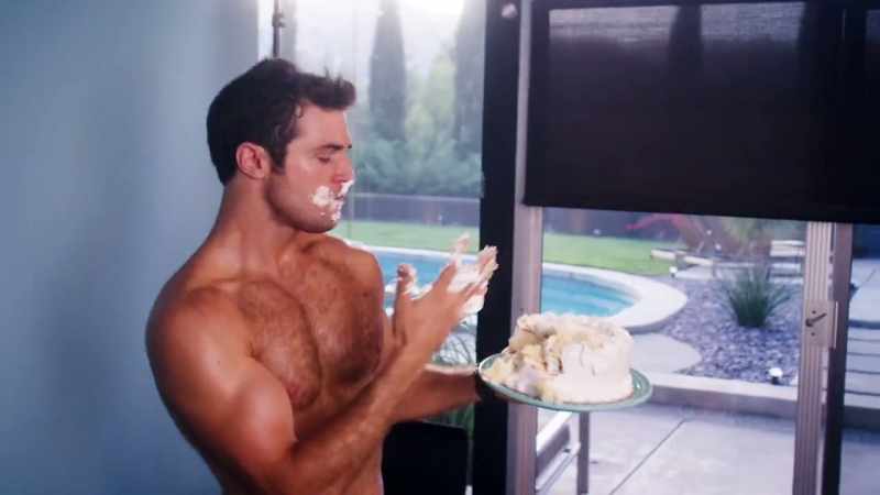 [ growling ] -Cake lad, yeah!