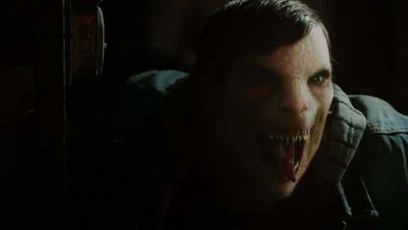 (GROWLING)