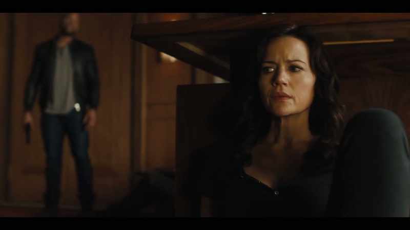 (grunting continuing)