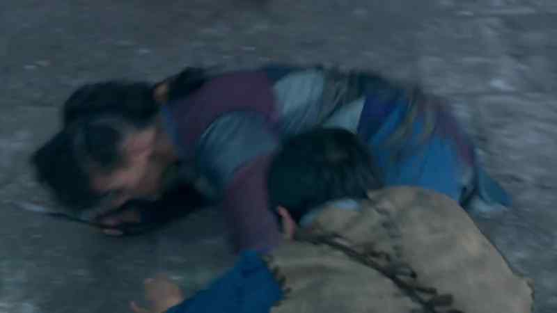 [ grunting ]