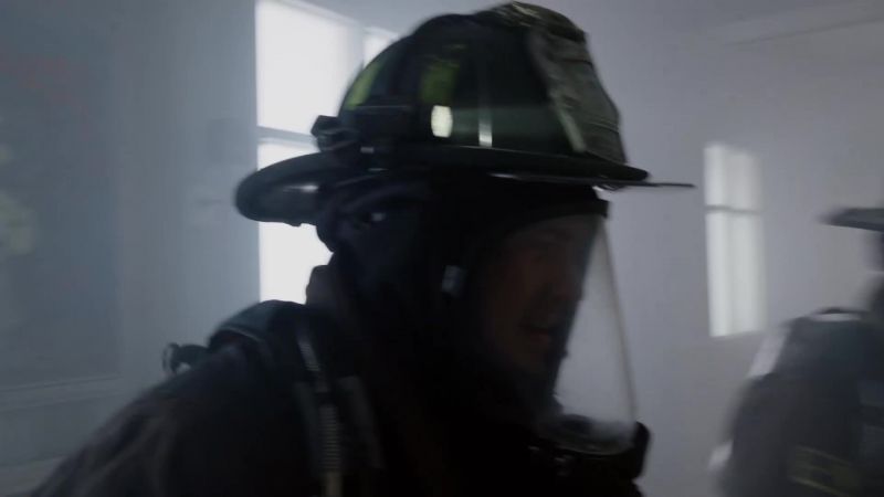 [grunting] - Severide! Casey!