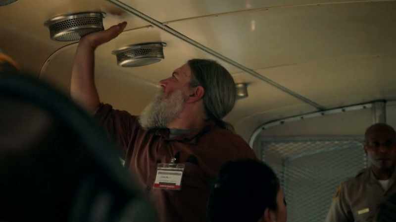 [ grunts ] - Man: It's hot in here