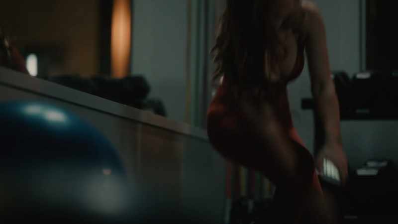 [grunts] Yeah, I'm out of here. Mm