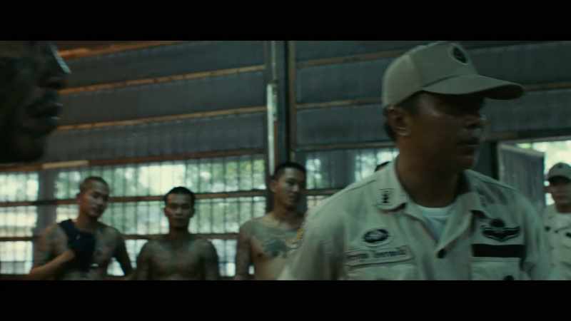 GUARD SPEAKS THAI