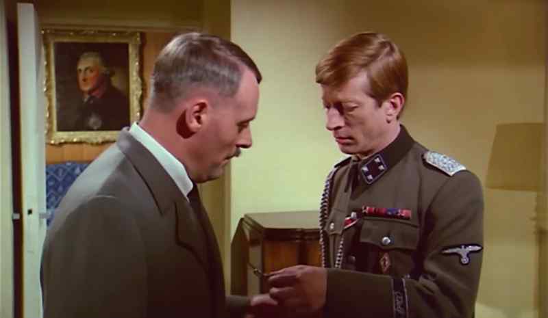 Guenter, is everything ready? -Yes, my Führer