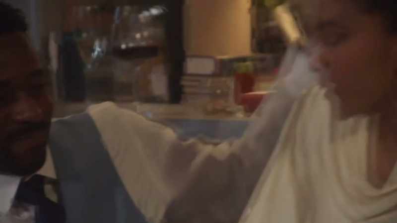 (GUESTS APPLAUDING)
