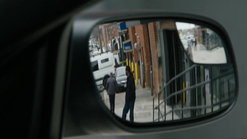 Guys, we got eyes on Leland
