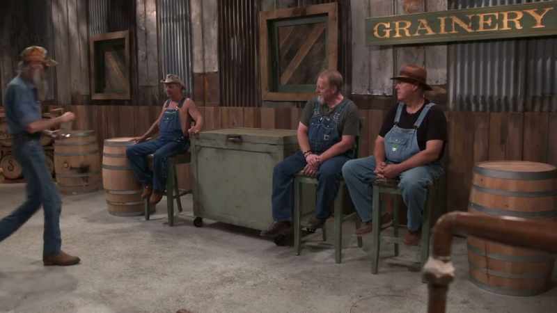 Guys... That's the one. -Is that the one?