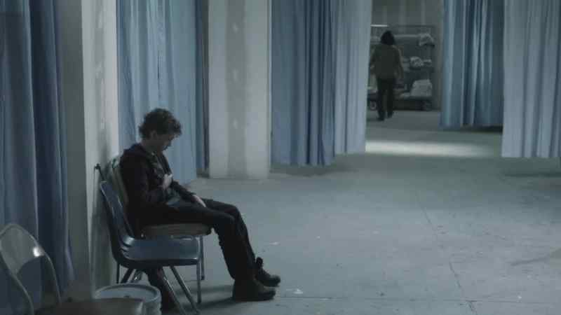 Hal, listen to me