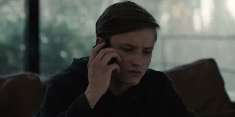 Hallo. -Hallo, Bartosz