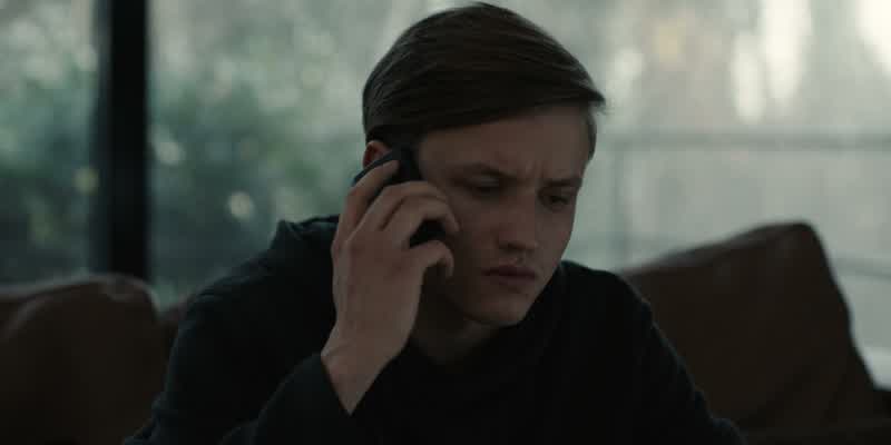 Hallo. - Hallo, Bartosz