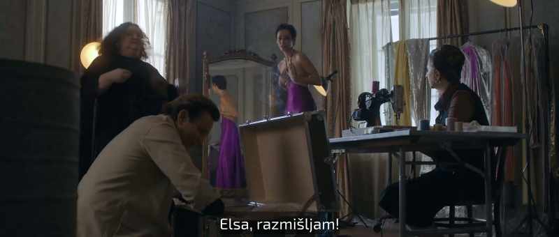 Halston, come on! - Elsa, I'm thinking. I'm thinking!