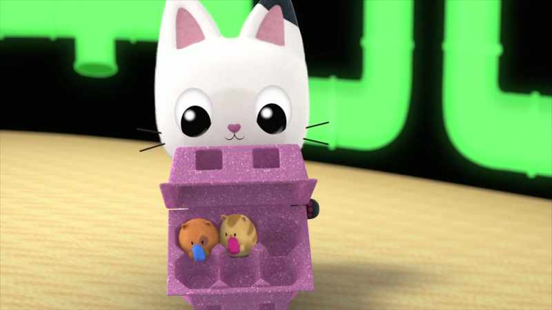 [Hamster Kitties squeaking and munching]