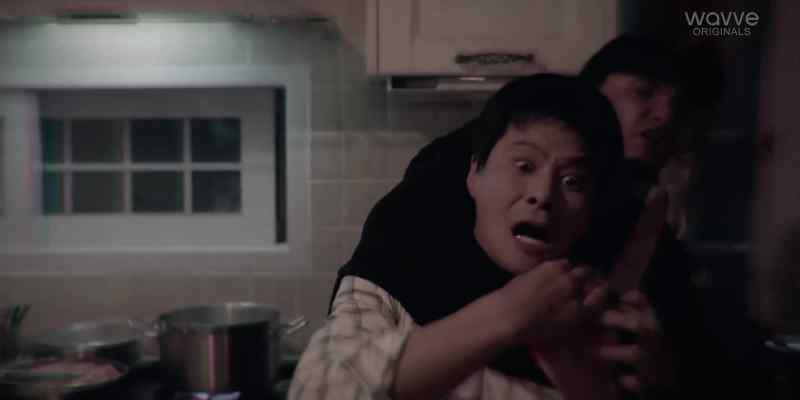 Han Ji Hyuk! No! Let go!