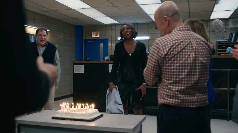 �� Happy birthday to you. ♪ - Aw!