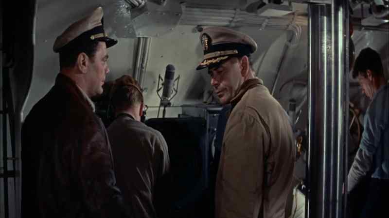 Hard boom dead ahead, sir