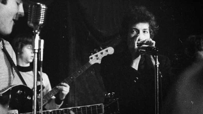 [HARMONICA PLAYING]
