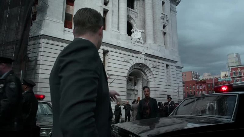 Harper! Call Gotham General