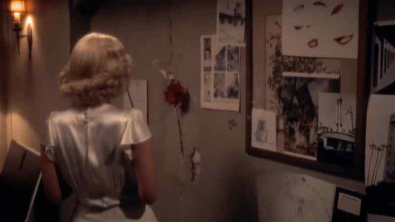 Hasn't she fixed that wall yet? - I like it